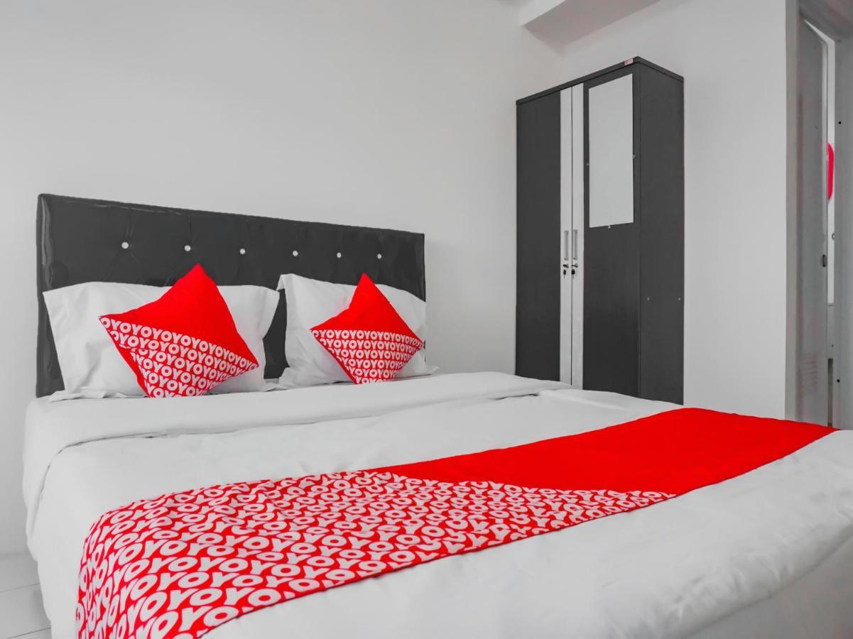 Oyo 90241 Sirooms Apartmen Gunung Putri Bogor Exterior foto