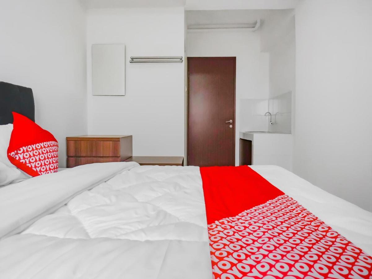 Oyo 90241 Sirooms Apartmen Gunung Putri Bogor Exterior foto